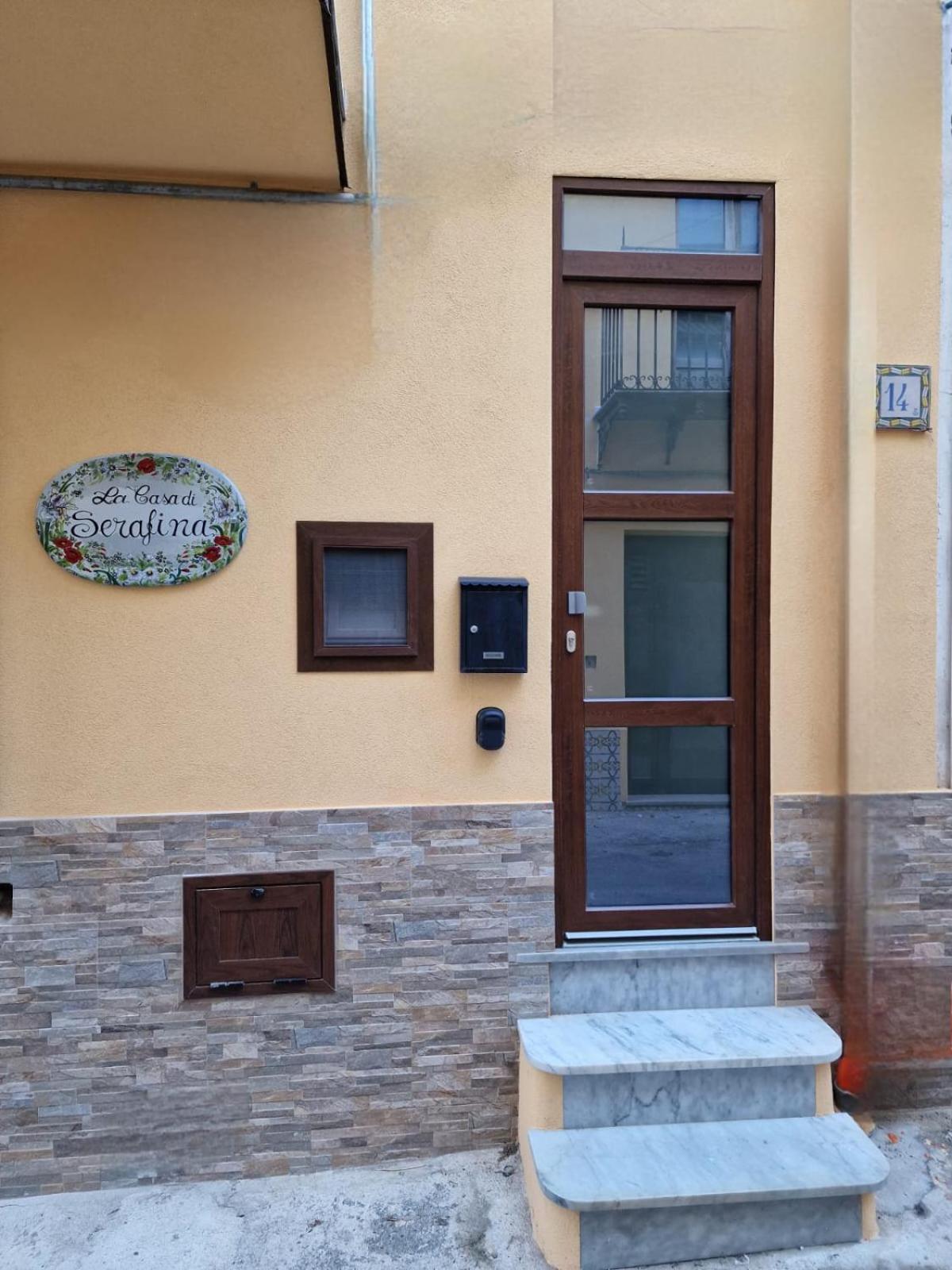 La Casa Di Serafina Santo Stefano di Camastra Exterior foto